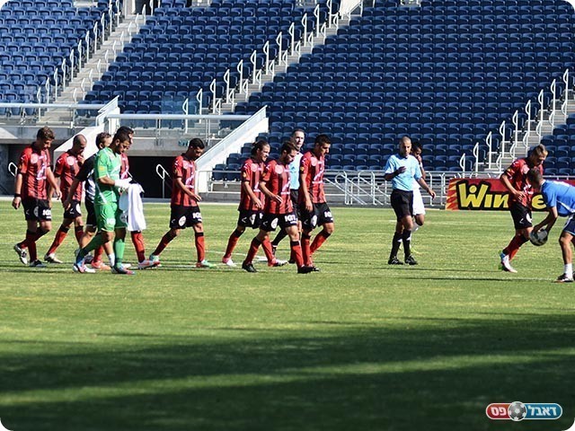 שחקני קטמון במחצית (ארנון לוי)